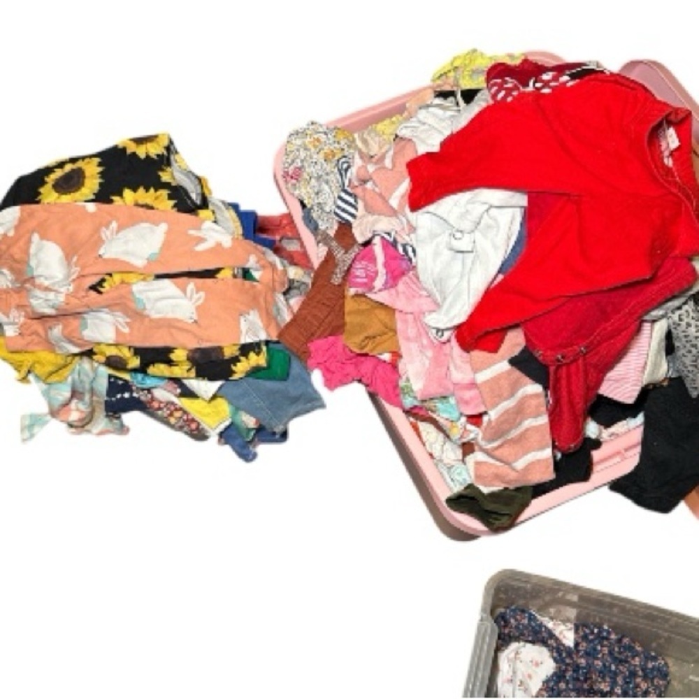Girls' 2T Kids 5lb of Clothing Mystery Bundle Dresses, Tops, Pants, Shorts, - Picture 4 of 4